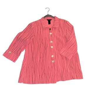 Ali Miles Crinkle 3/4 Sleeve Button Front Tunic